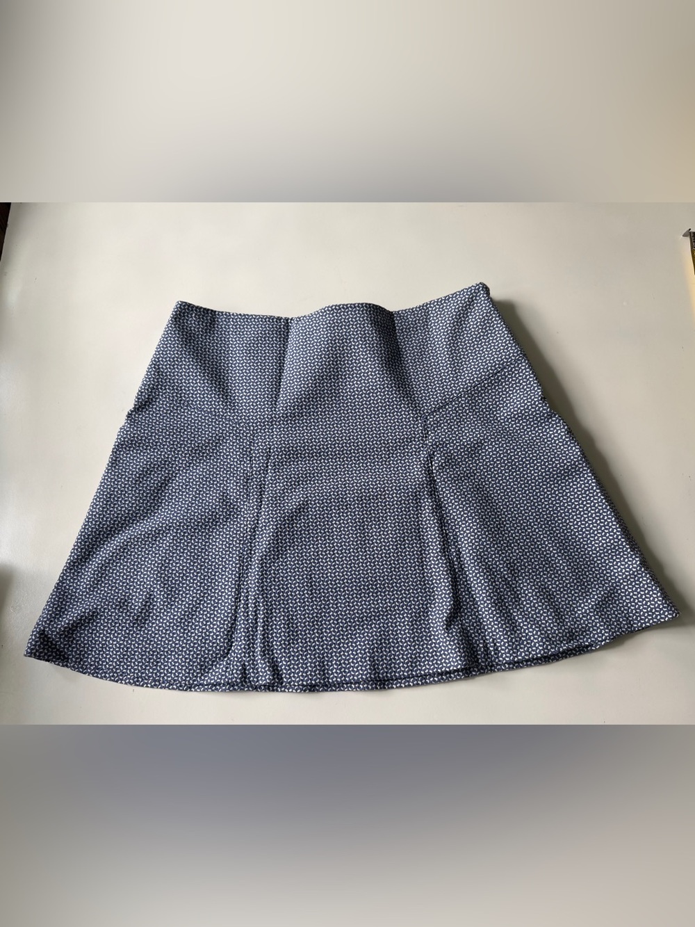 J McLaughlin Blue and White A-Line Skirt Size 12 Lined EUC